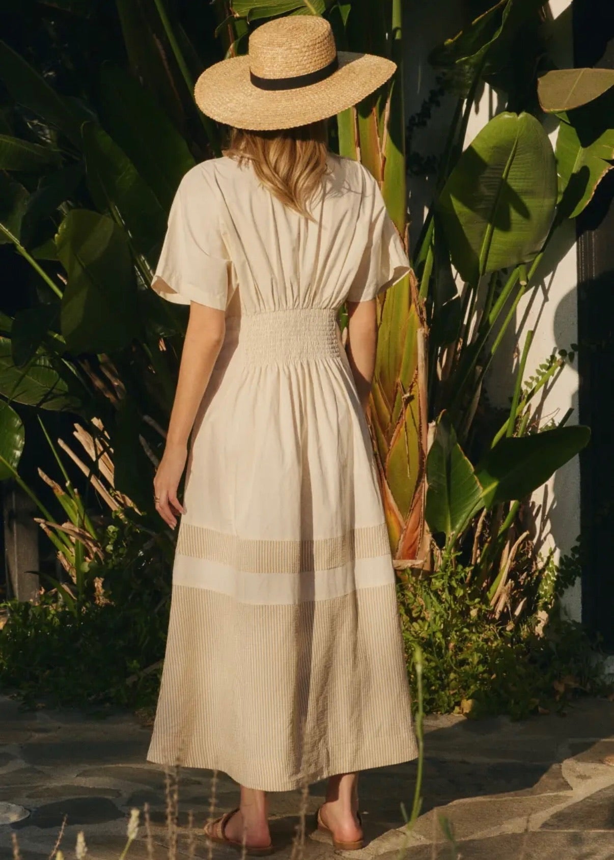 Ecru Short Sleeve Dress w/Searsucker detail