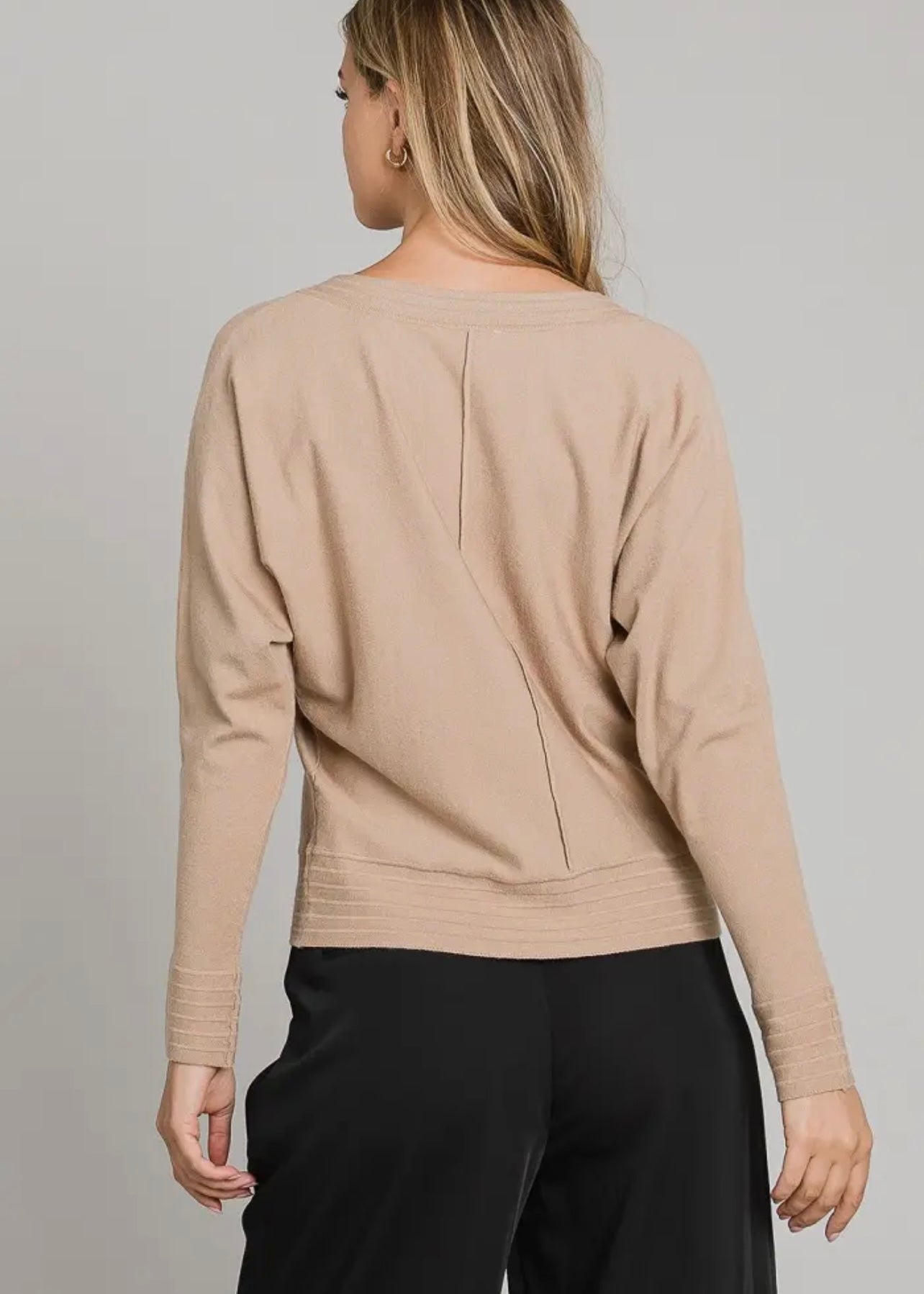 V-Neck Sweater - Camel