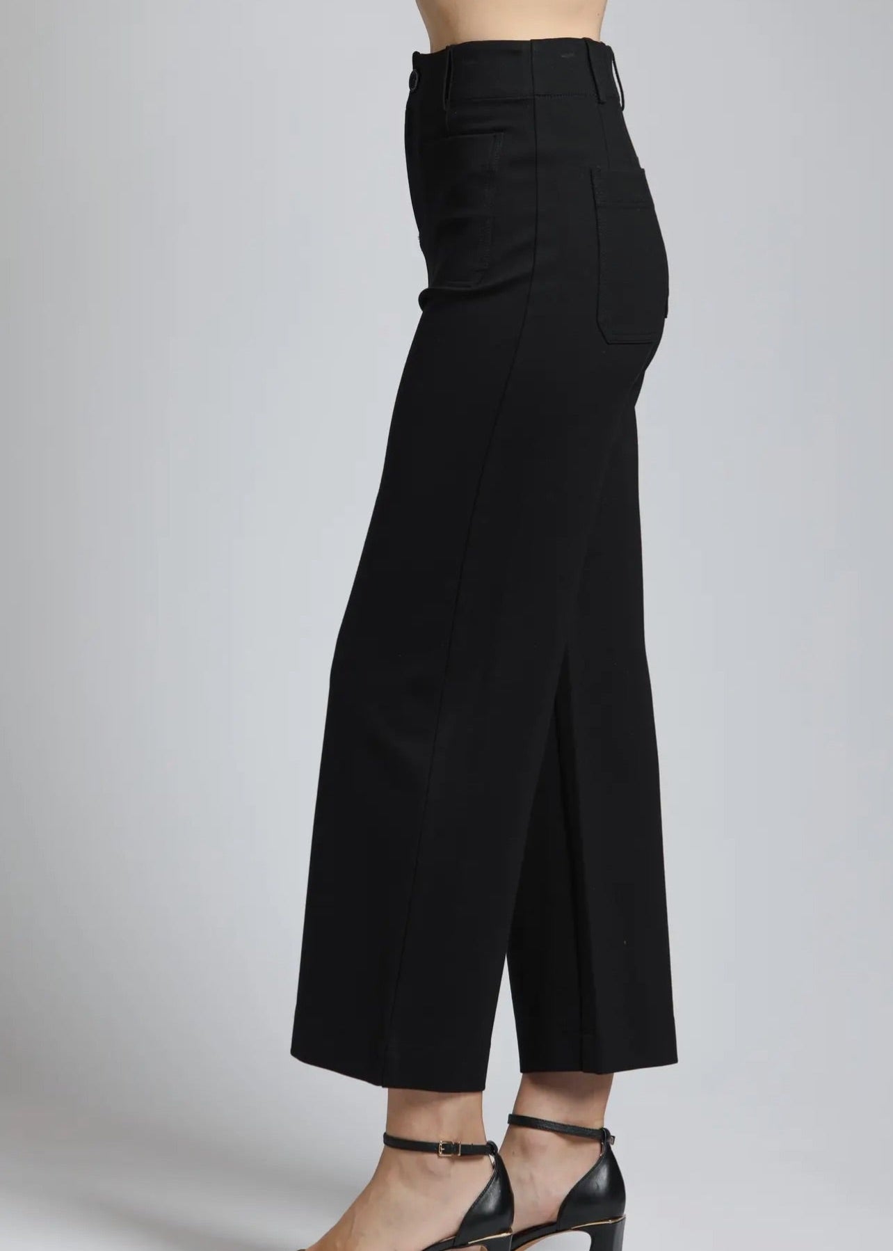 Ponte Crop Wide Leg Pant w/ Patch Pocket-Black