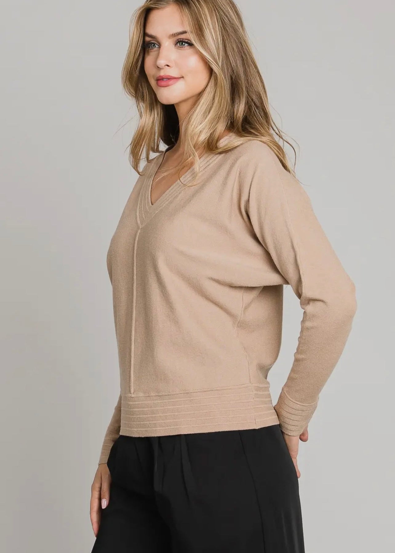 V-Neck Sweater - Camel