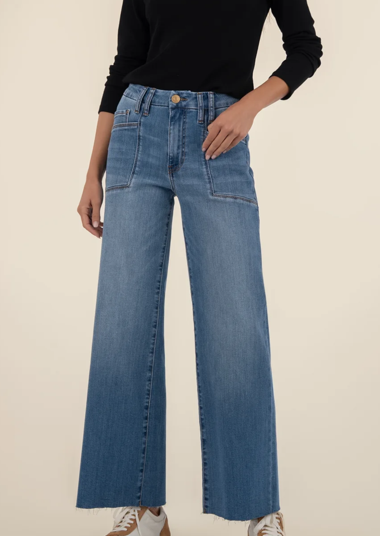 KUT Meg High Rise Wide Leg Raw Hem- Light Denim