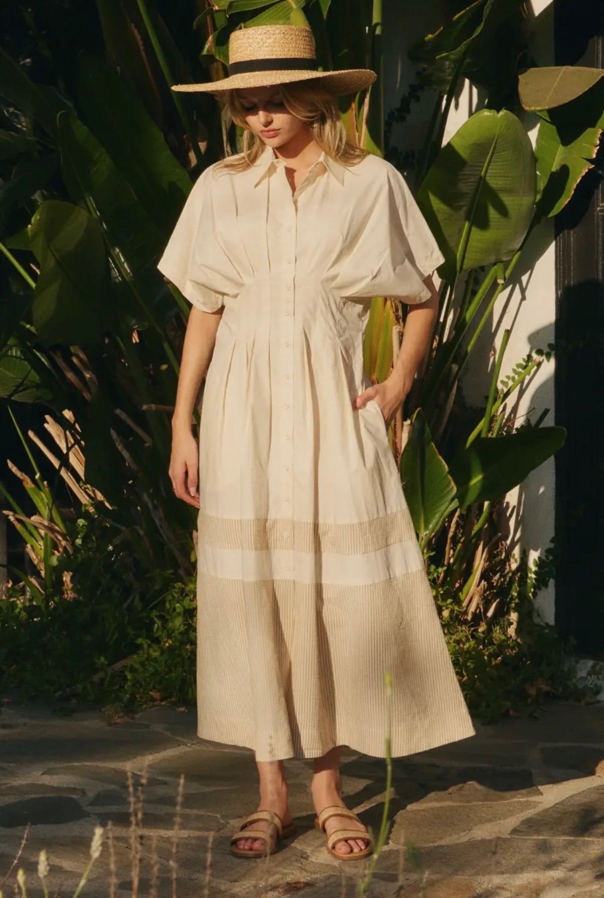 Ecru Short Sleeve Dress w/Searsucker detail
