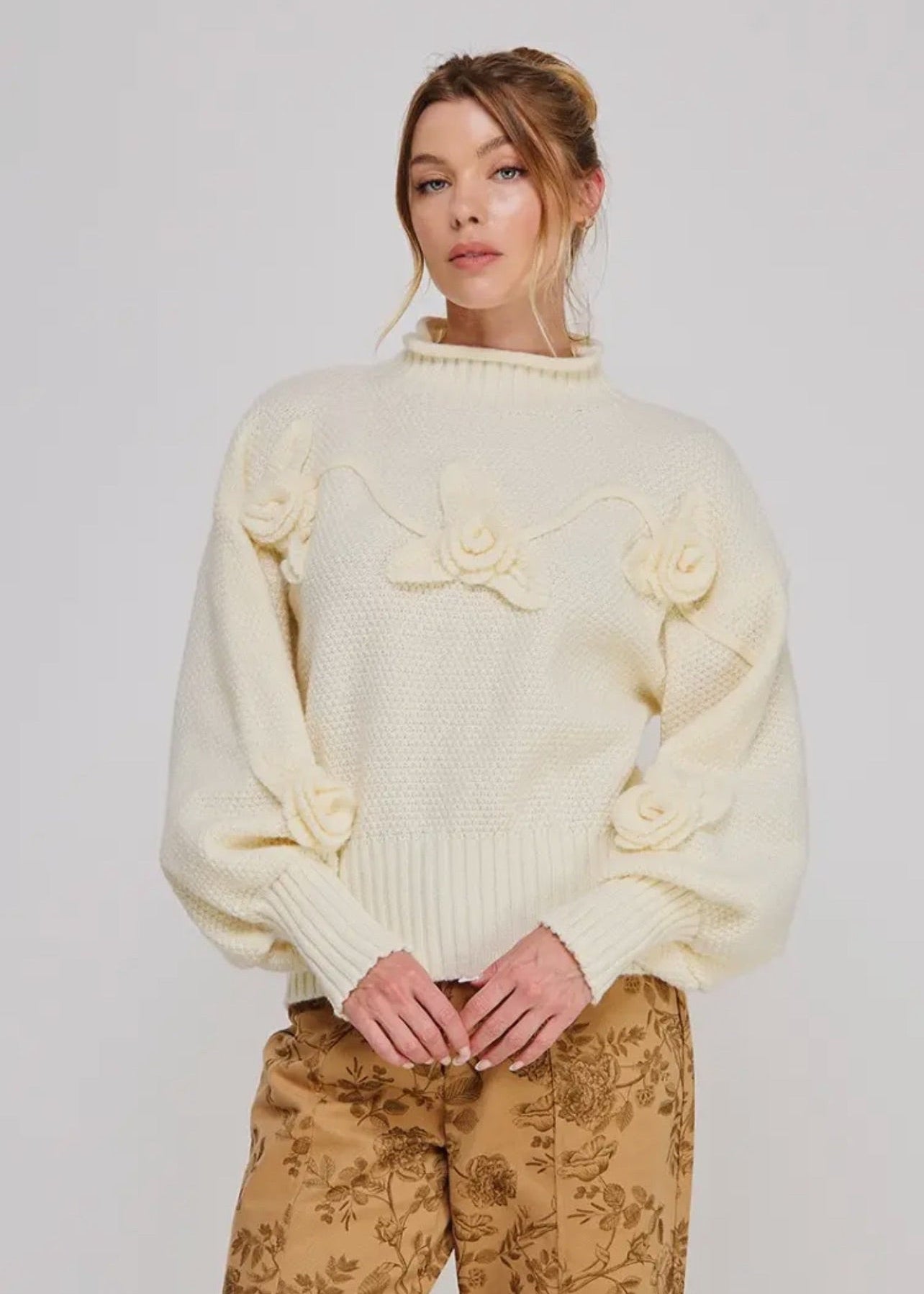 Lofty Turtle-Neck Sweater - Cream